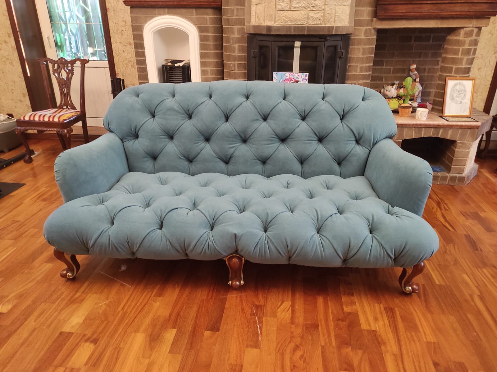 Обивка дивана. Волгореченск